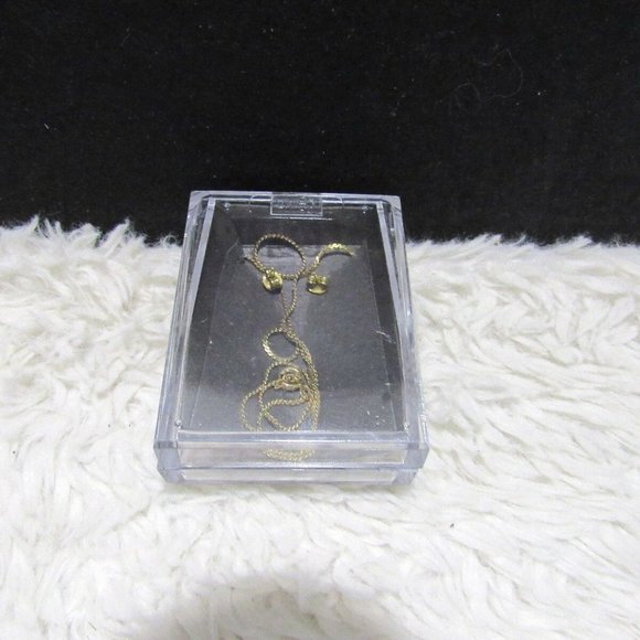 Clear Stone Solid Heart Necklace - Picture 4 of 4